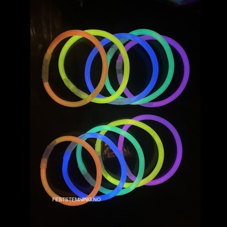 SELVLYSENDE GLOW ARMBÅND (15-pk)