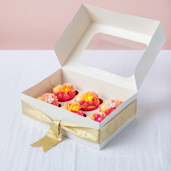 ROSA CUPCAKE FORMER (illustrasjonsbilde)